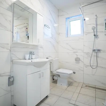 Skundric 1 By Interhome Appartement Vir