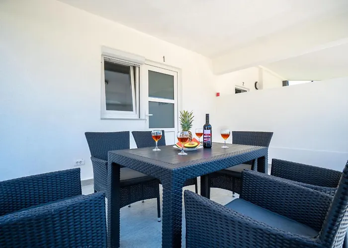 Apartamento Skundric 1 By Interhome Vir