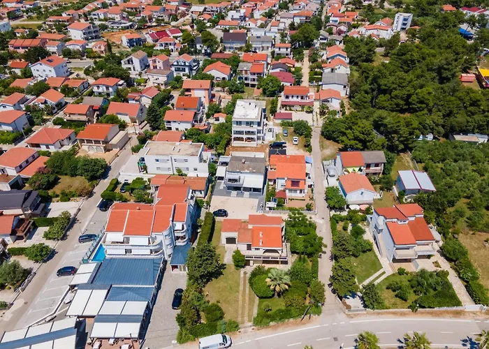 Apartamento Skundric 1 By Interhome